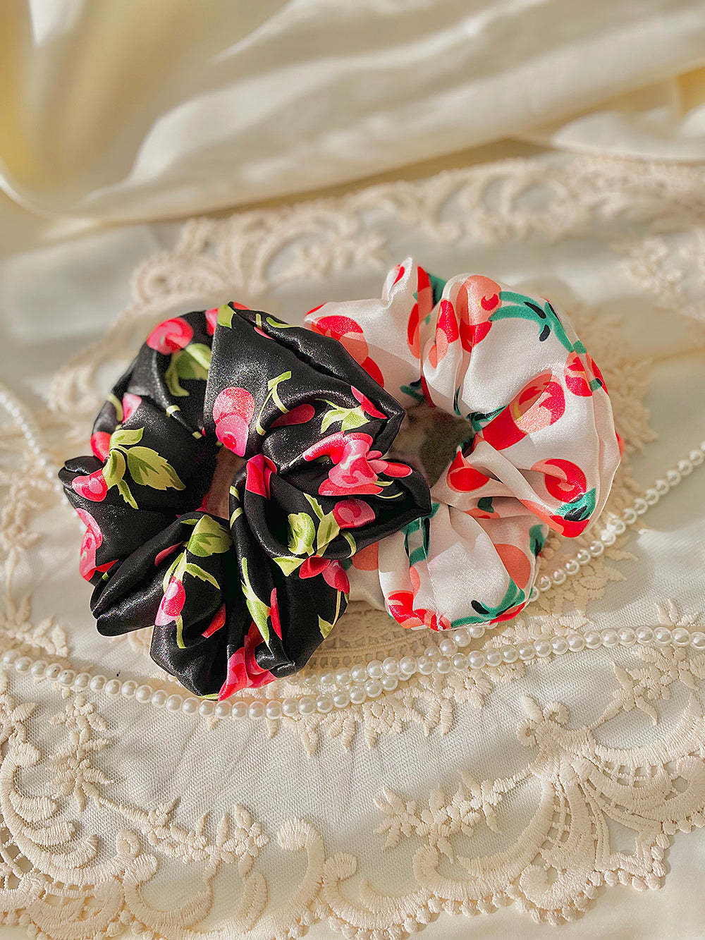 Cherry Printing Satin Hair Scrunchie (2color)