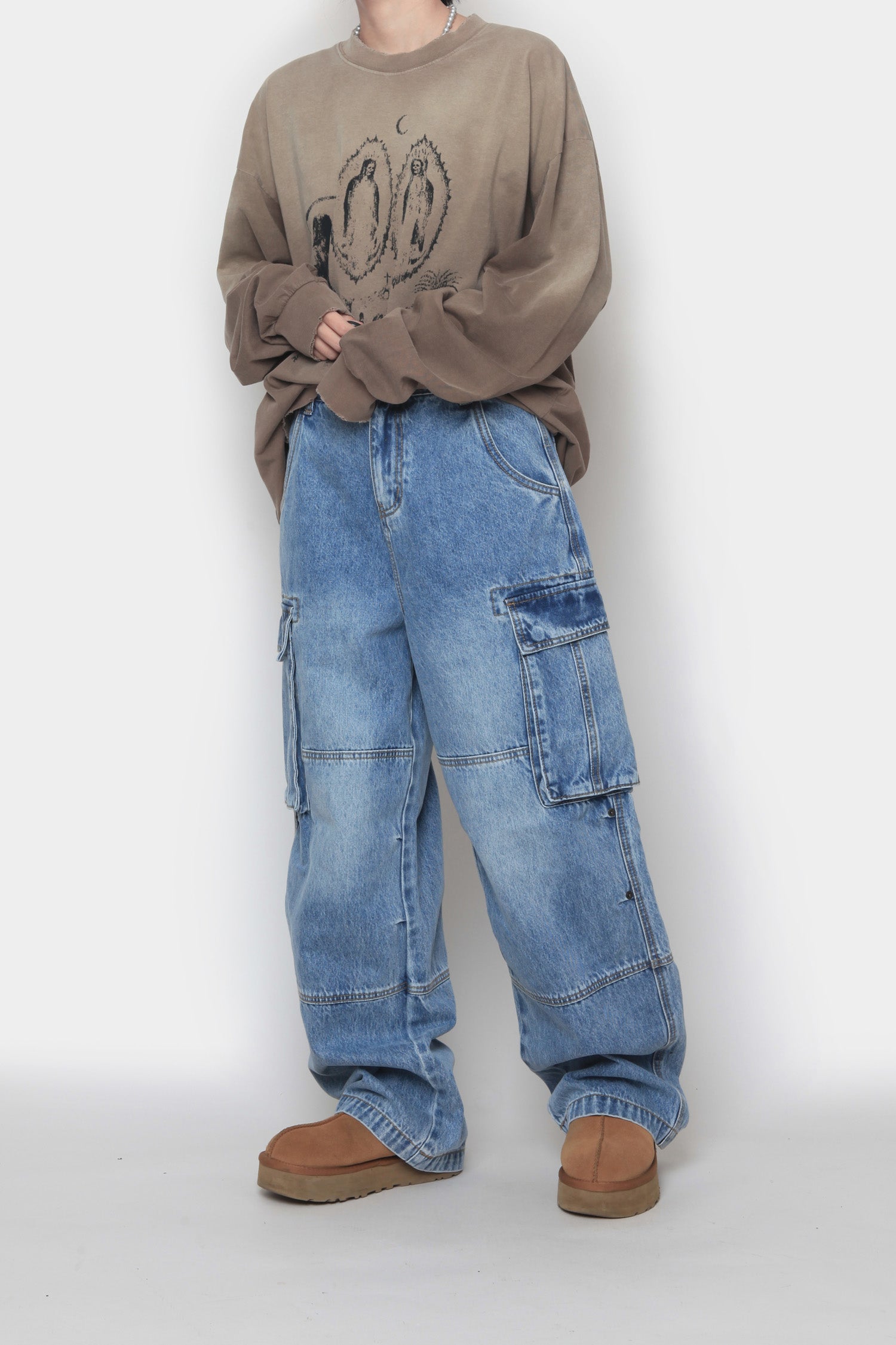 Monster cargo denim pants