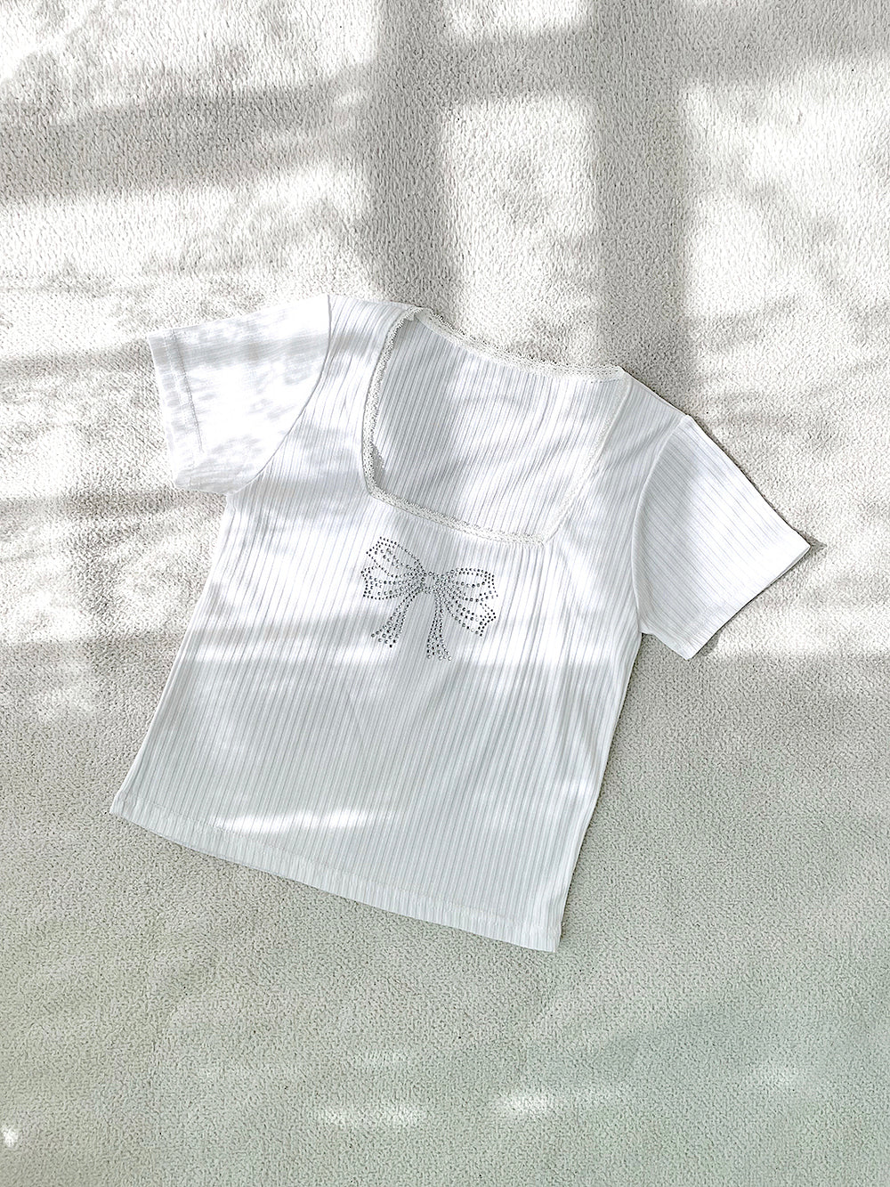 Shine Ribbon Cubic Lace T-Shirt (White)