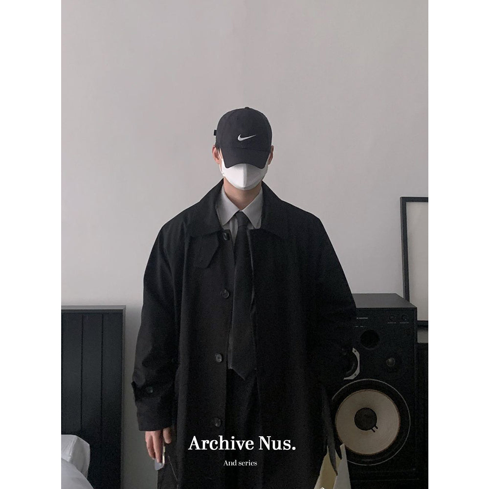 Nus. Black Mac Coat