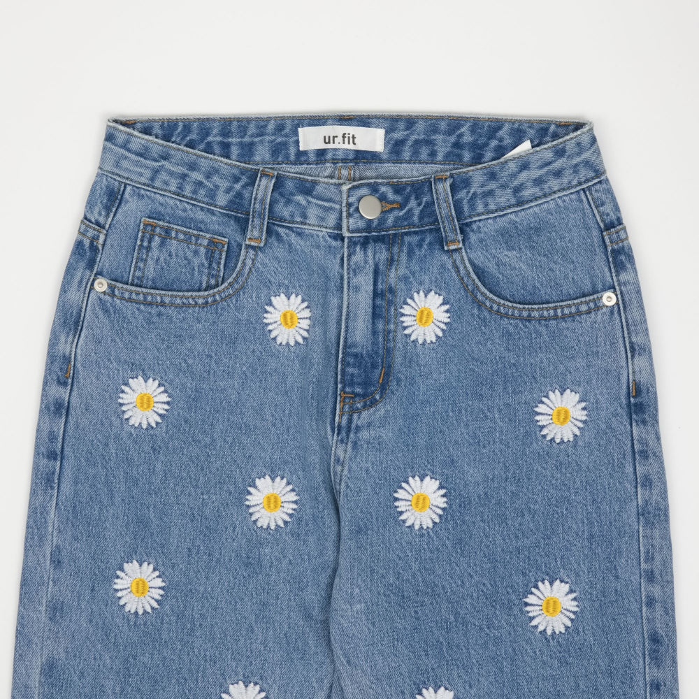 IZ*ONE CHEWON, LOVELYZ KEI, ROCKET PUNCH YEONHEE WORN STRAIGHT FIT FLOWER EMBROIDERY DENIM PANTS [6663]