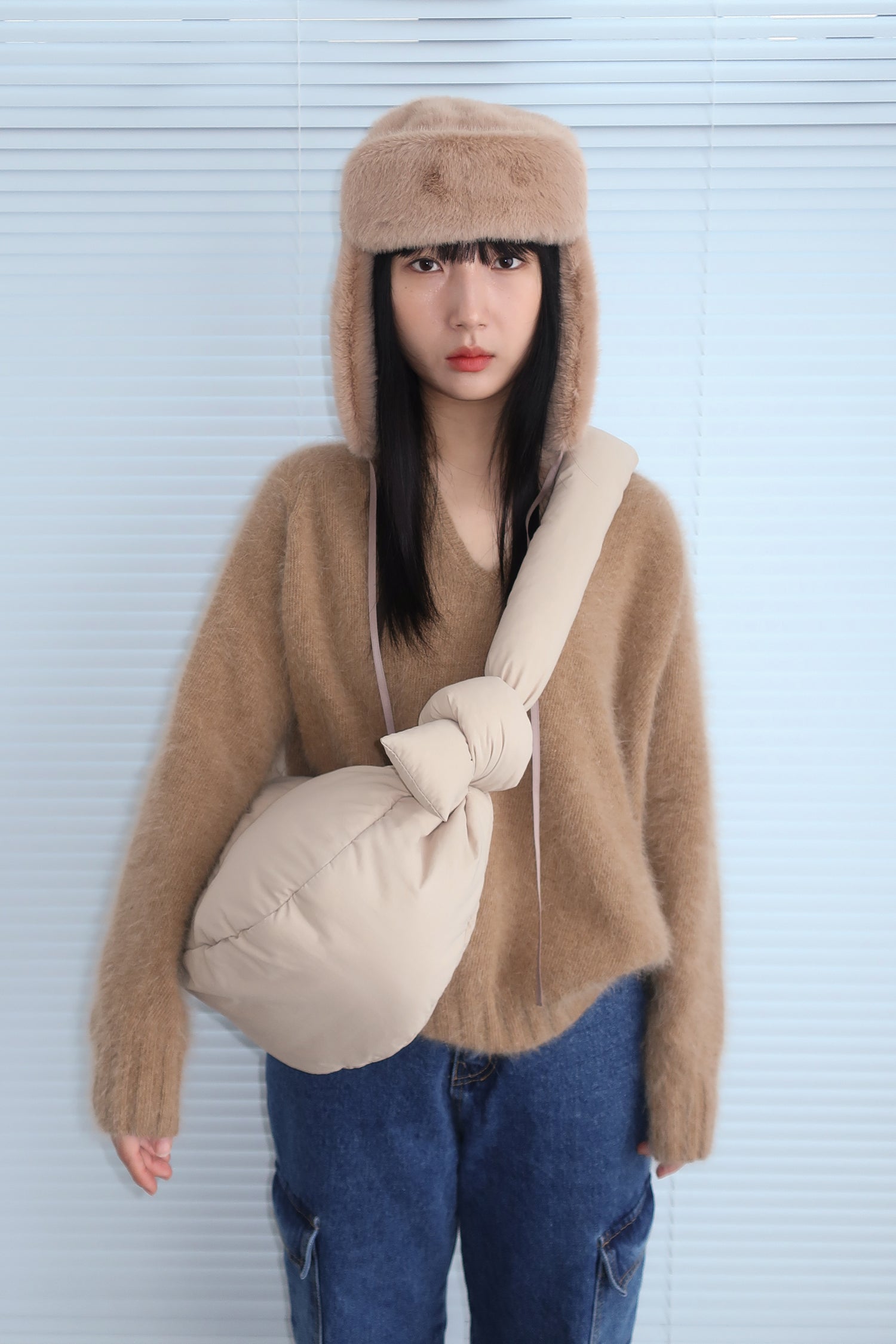 PILLOW CROSS BAG BEIGE