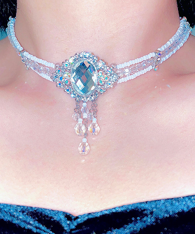 snow white choker