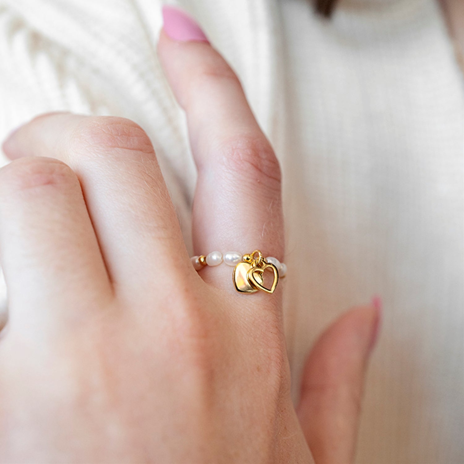 Double heart charm pearl ring