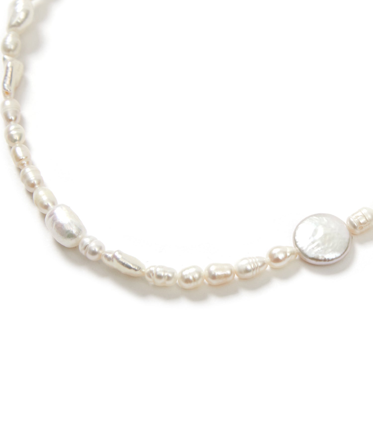 raw vintage pearl necklace