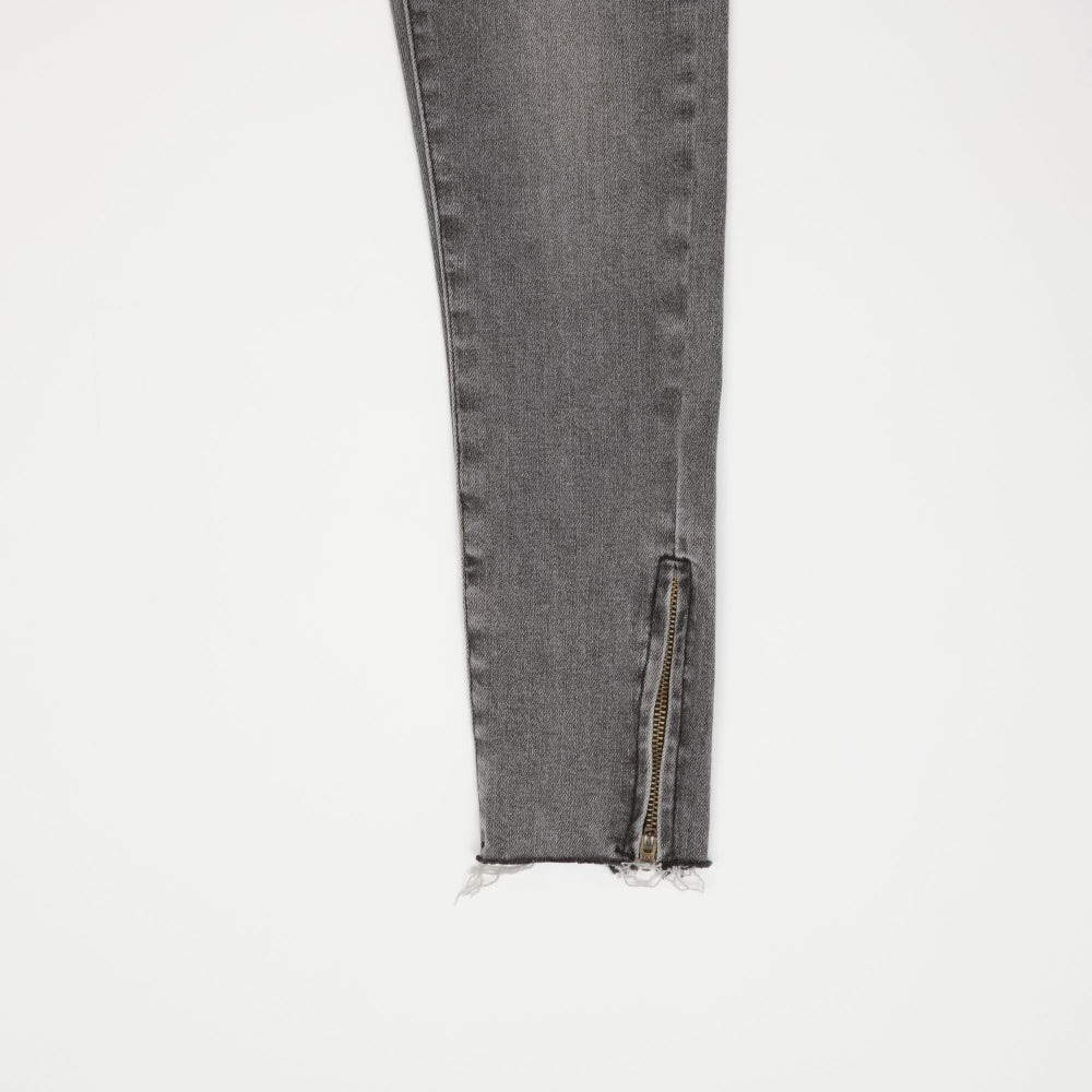 GRAY SKINNY JEAN [6860]