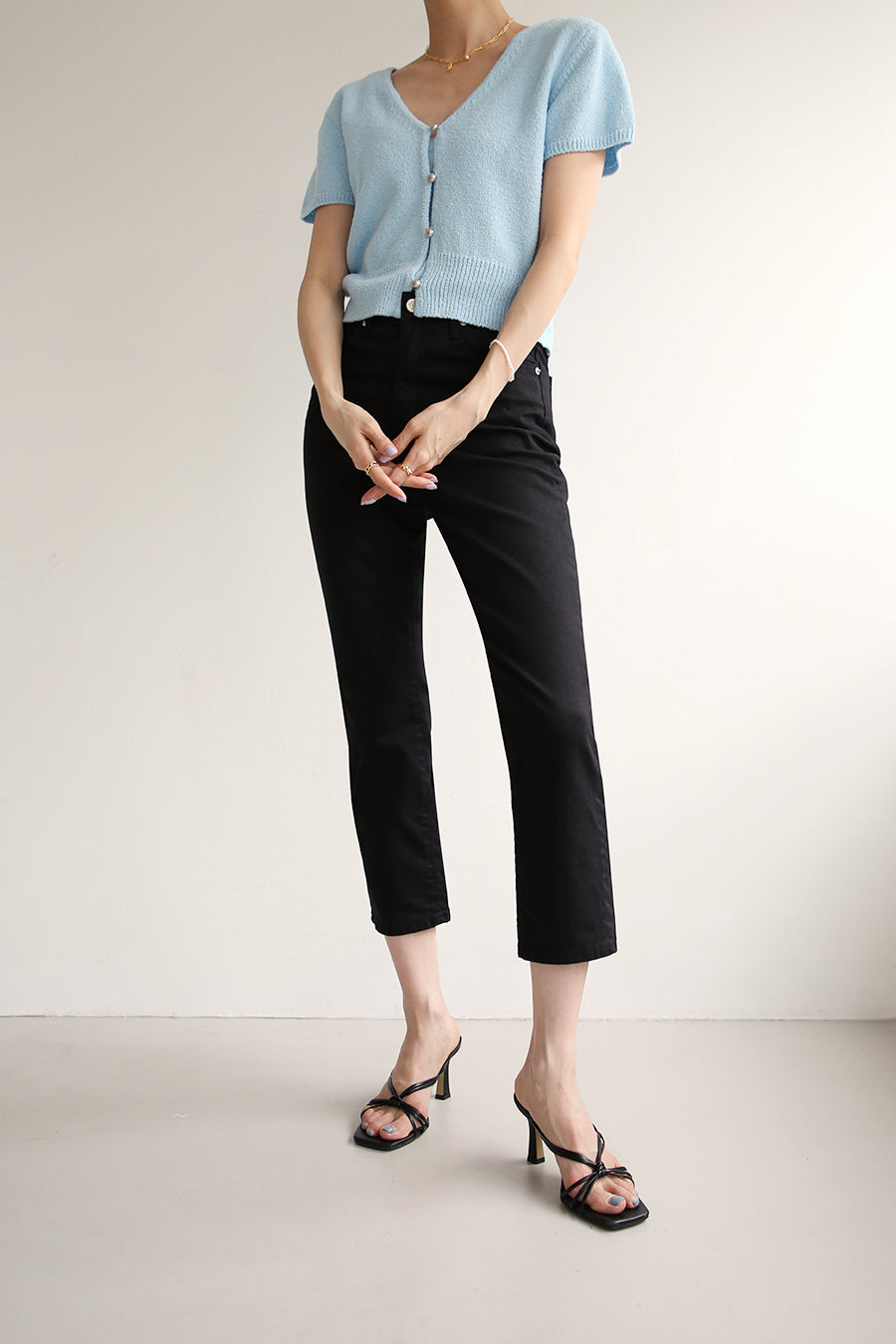 FLAT CROP JEANS