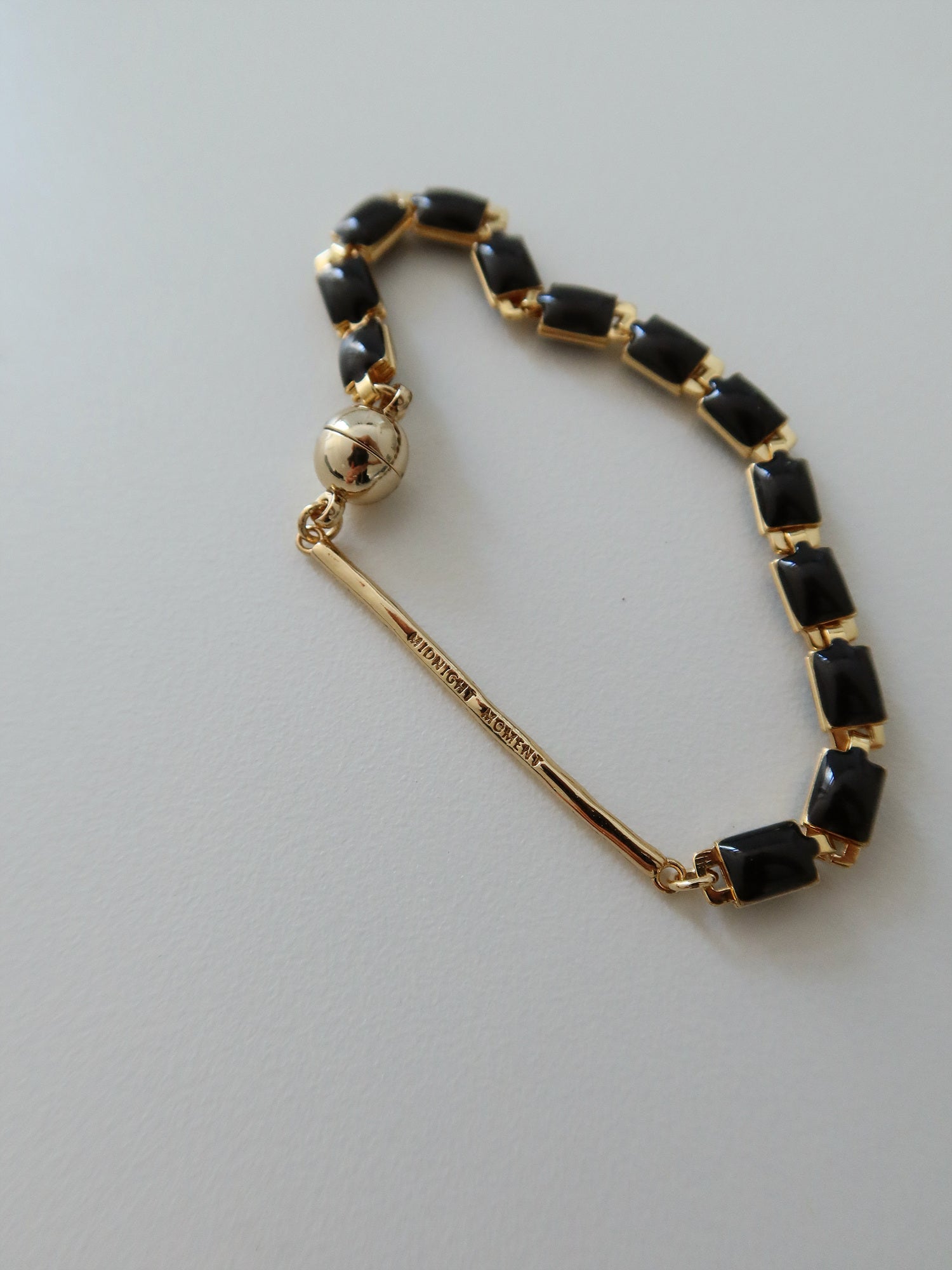 Black square chain bracelet - gold