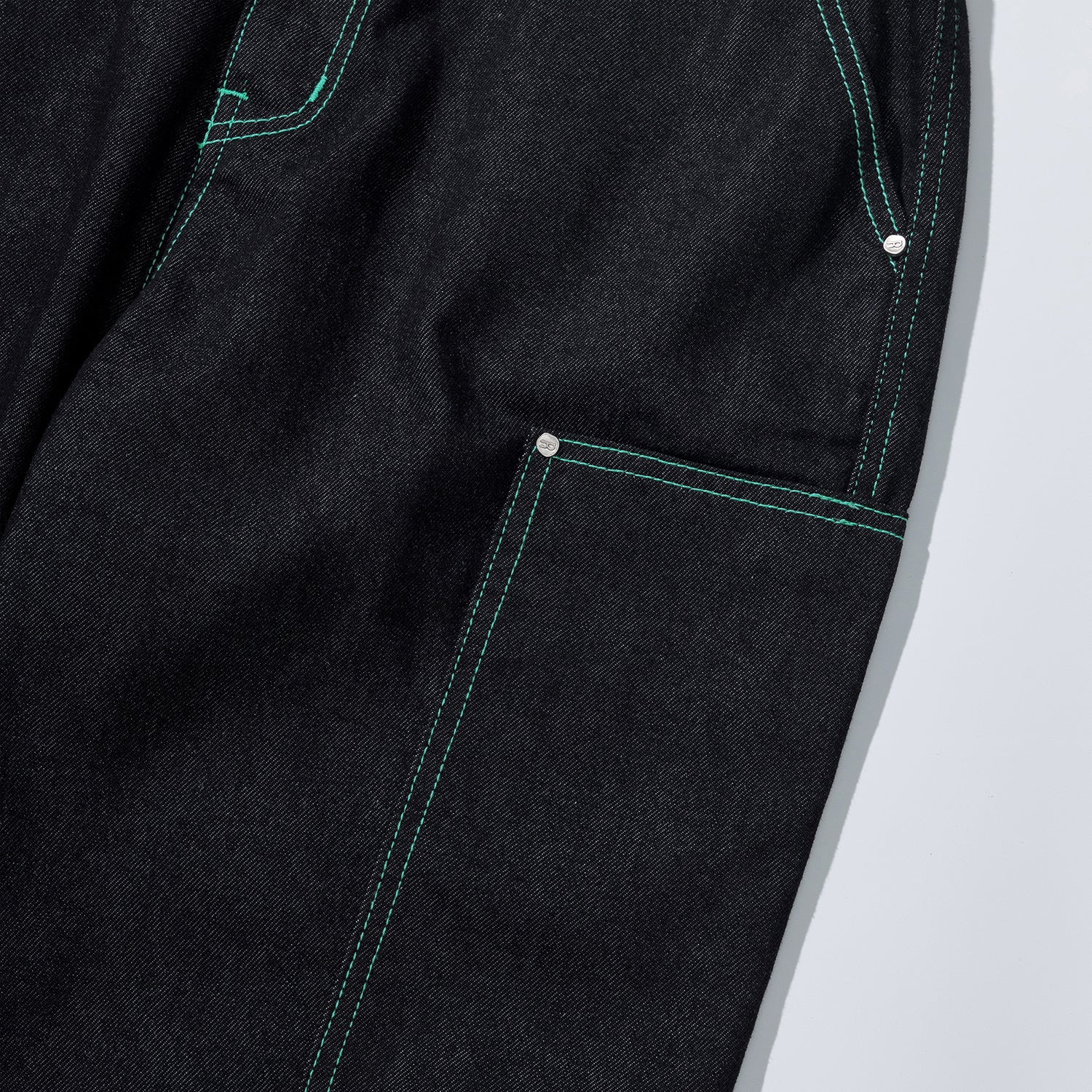 COLOR STITCH PANEL DENIM PANTS - BLACK