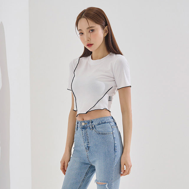 VV Unspoken Crop tee