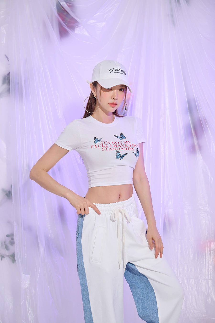 TOP(9278) Fly Lettering Crop Tee