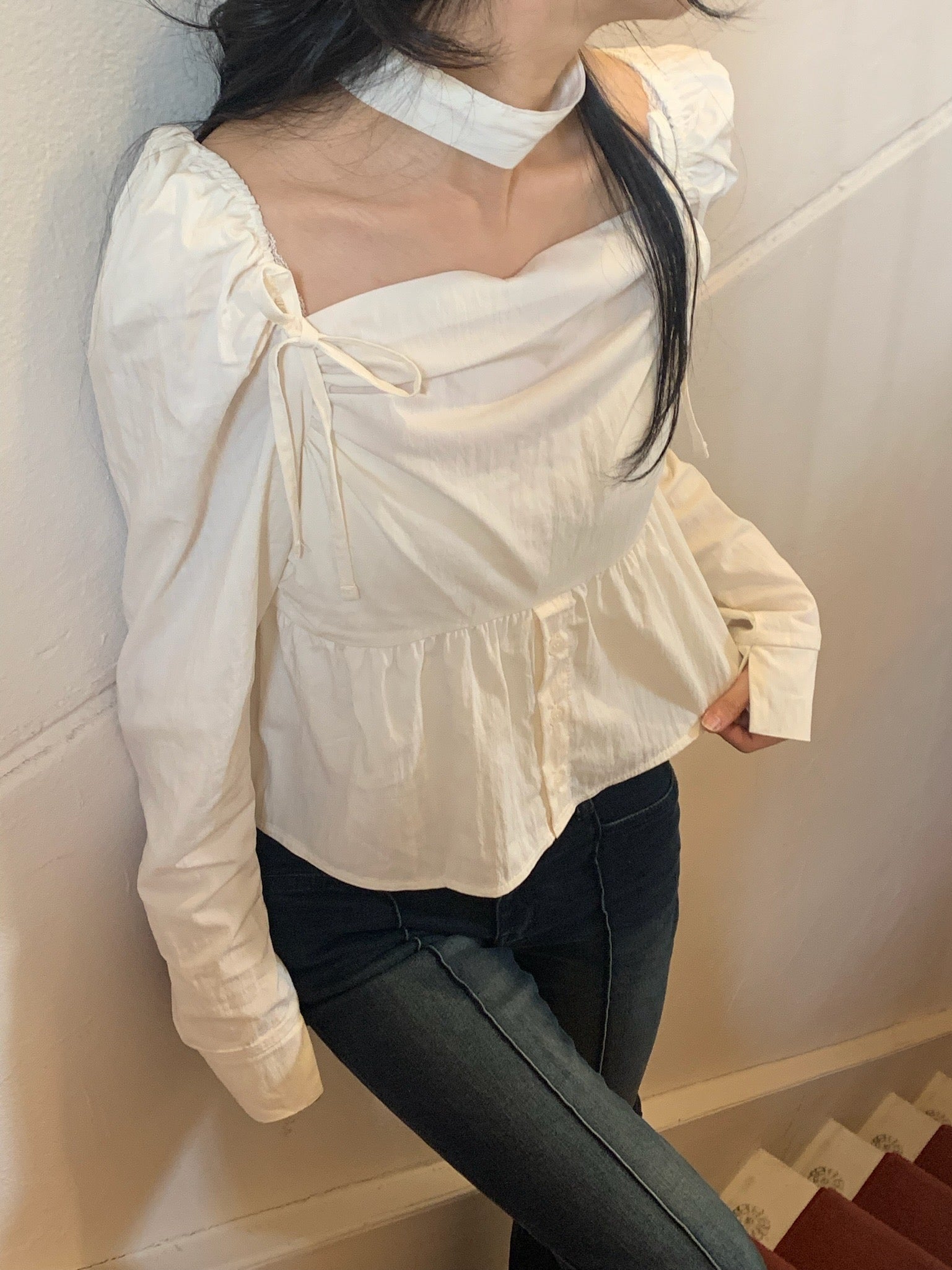 Choker ribbon blouse (cream/black