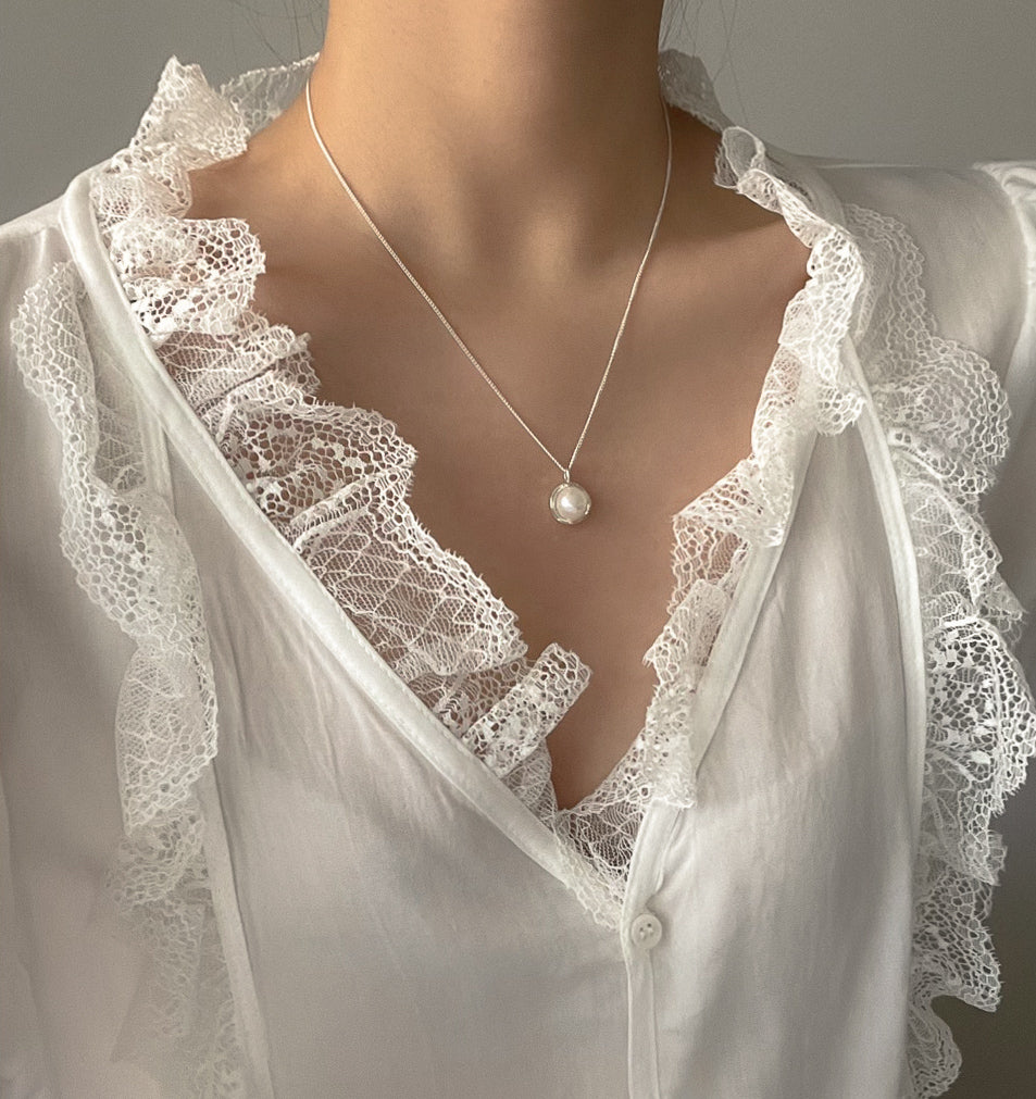 lily pearl necklace