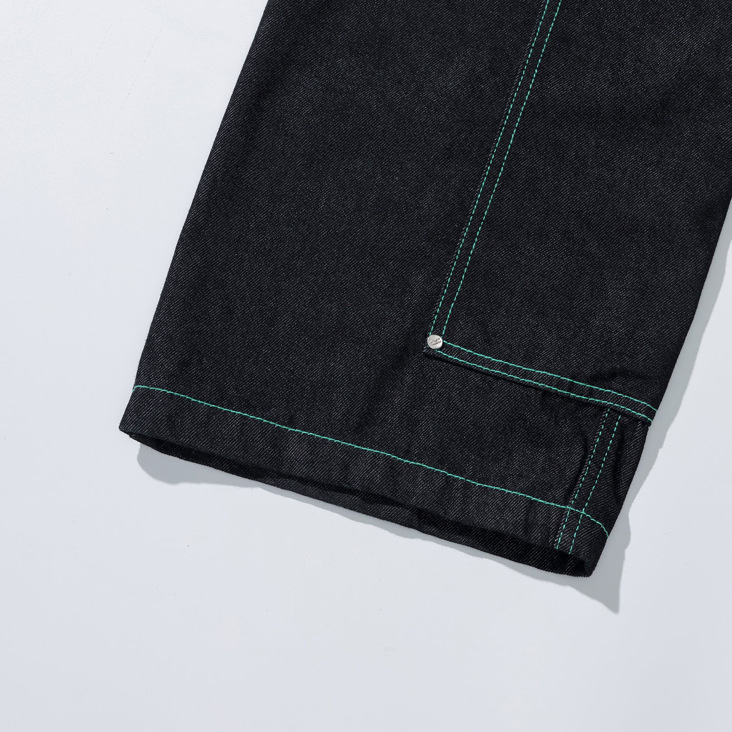 COLOR STITCH PANEL DENIM PANTS - BLACK