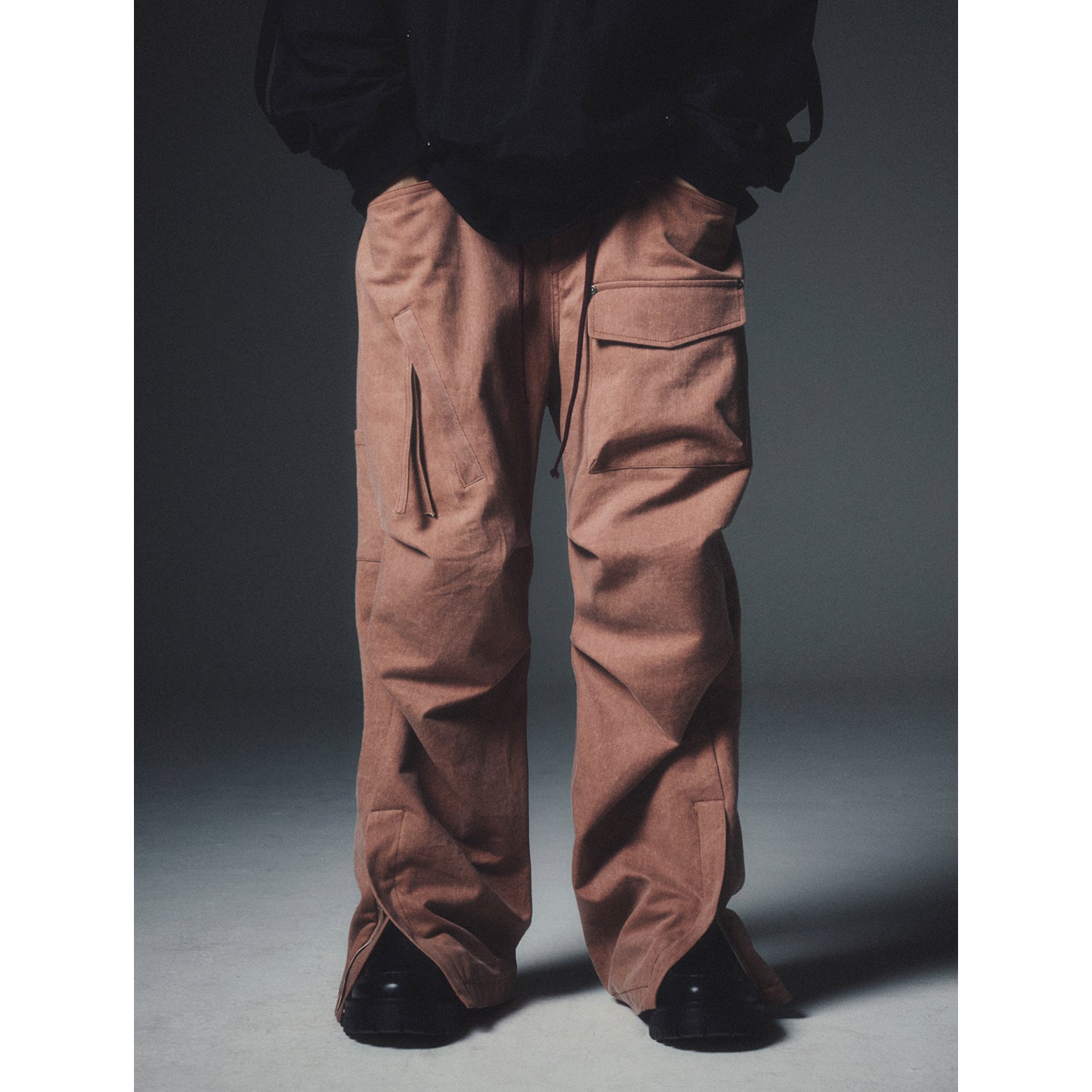 CARTER DIAGONAL ZIP PARASHUTE PANTS_PK