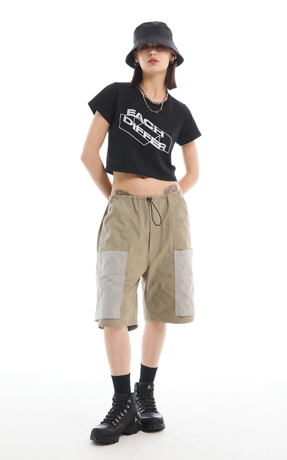 REFLECTIVE CROP T-SHIRT_BLACK