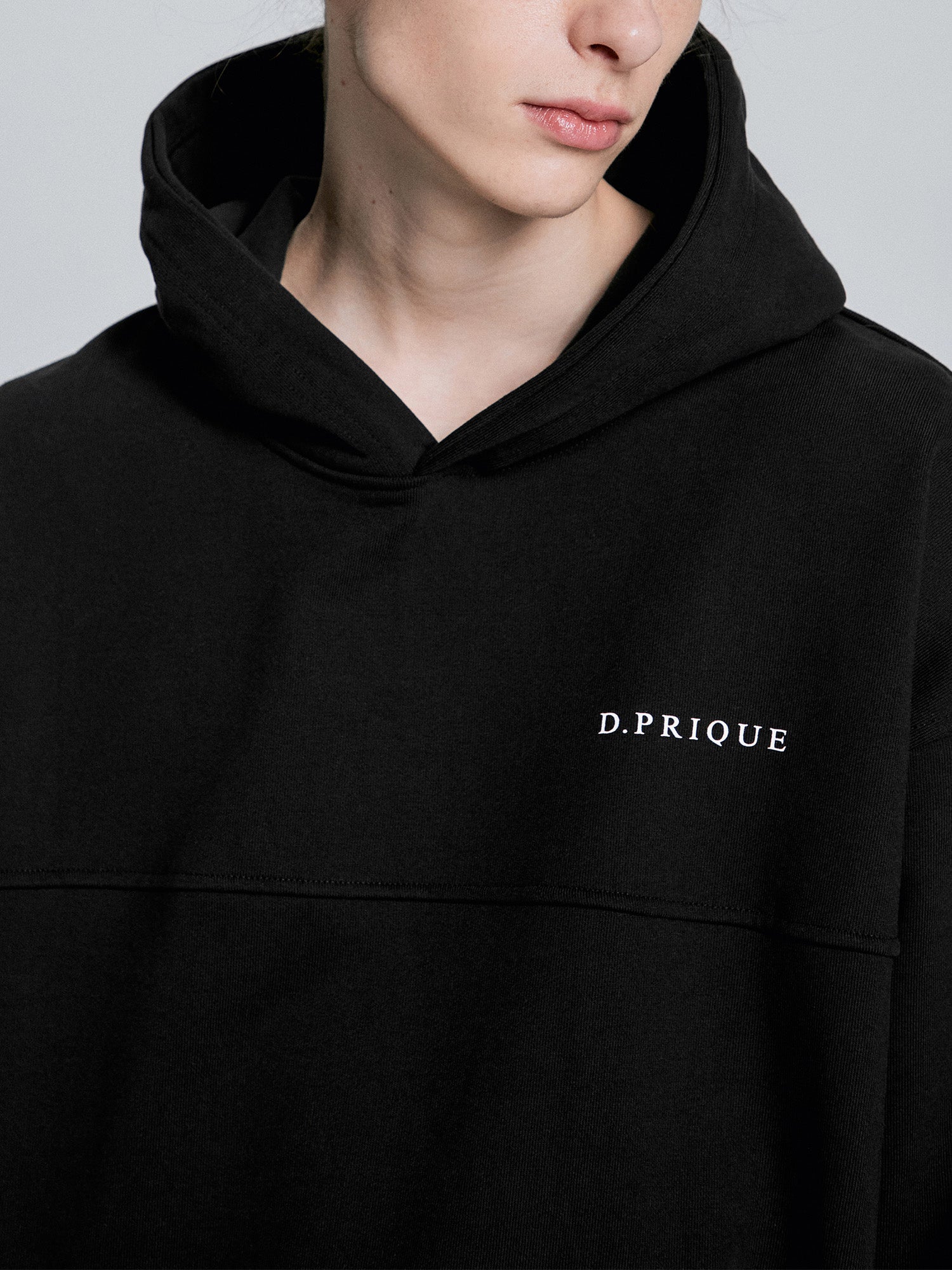 OVERSIZED LOGO HOODIE