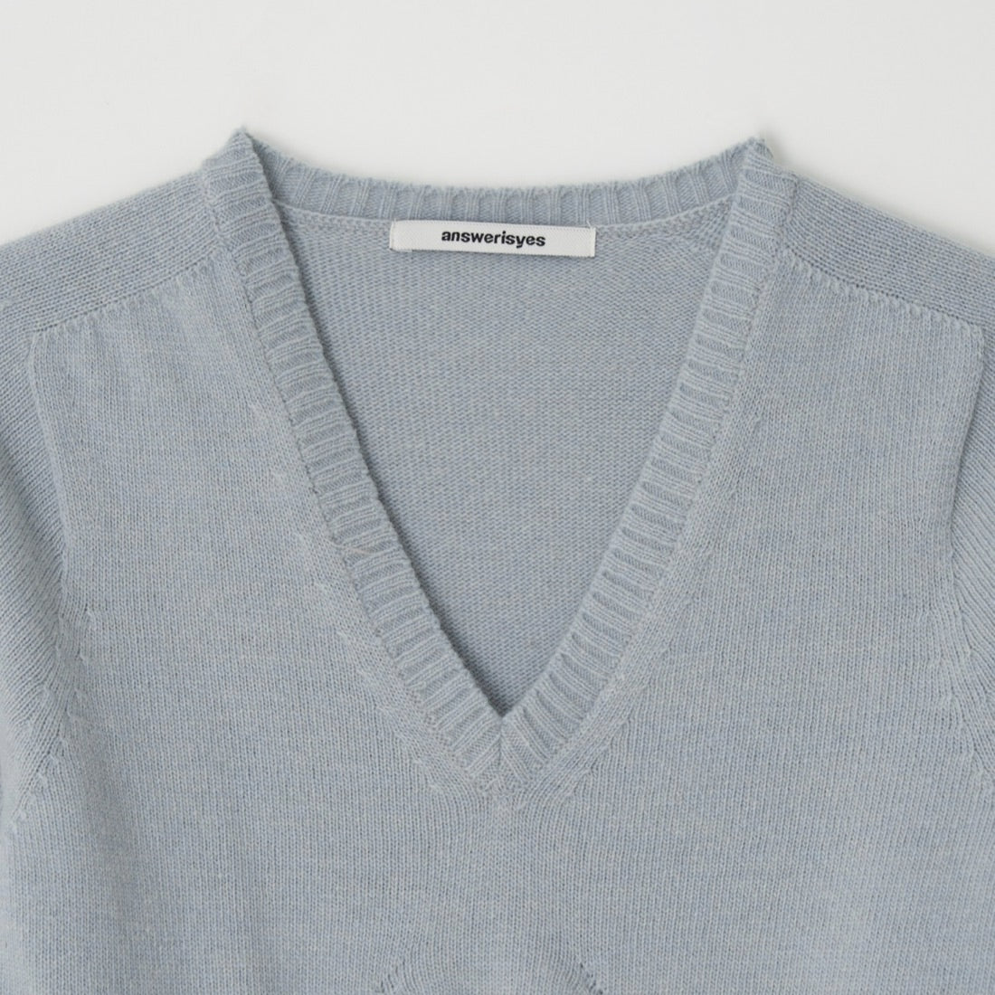 Slub Edge V-neck Knit