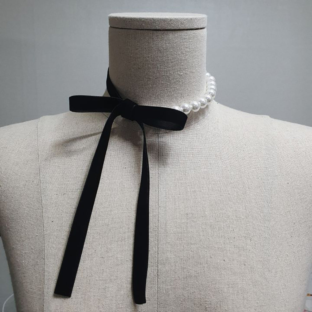 lovely ribbon velvet choker