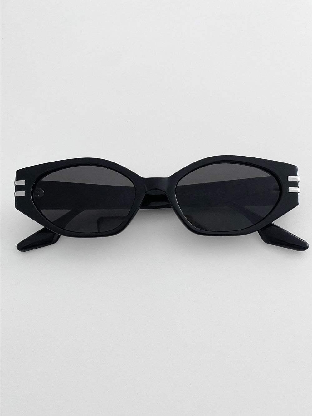 Angle sunglasses