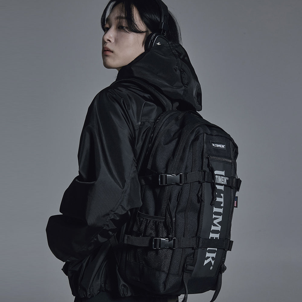 7900 Backpack Black