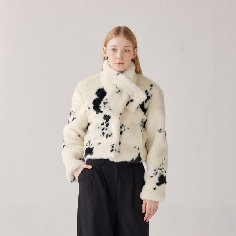 Fake Fur milky cow jacket(+muffler)