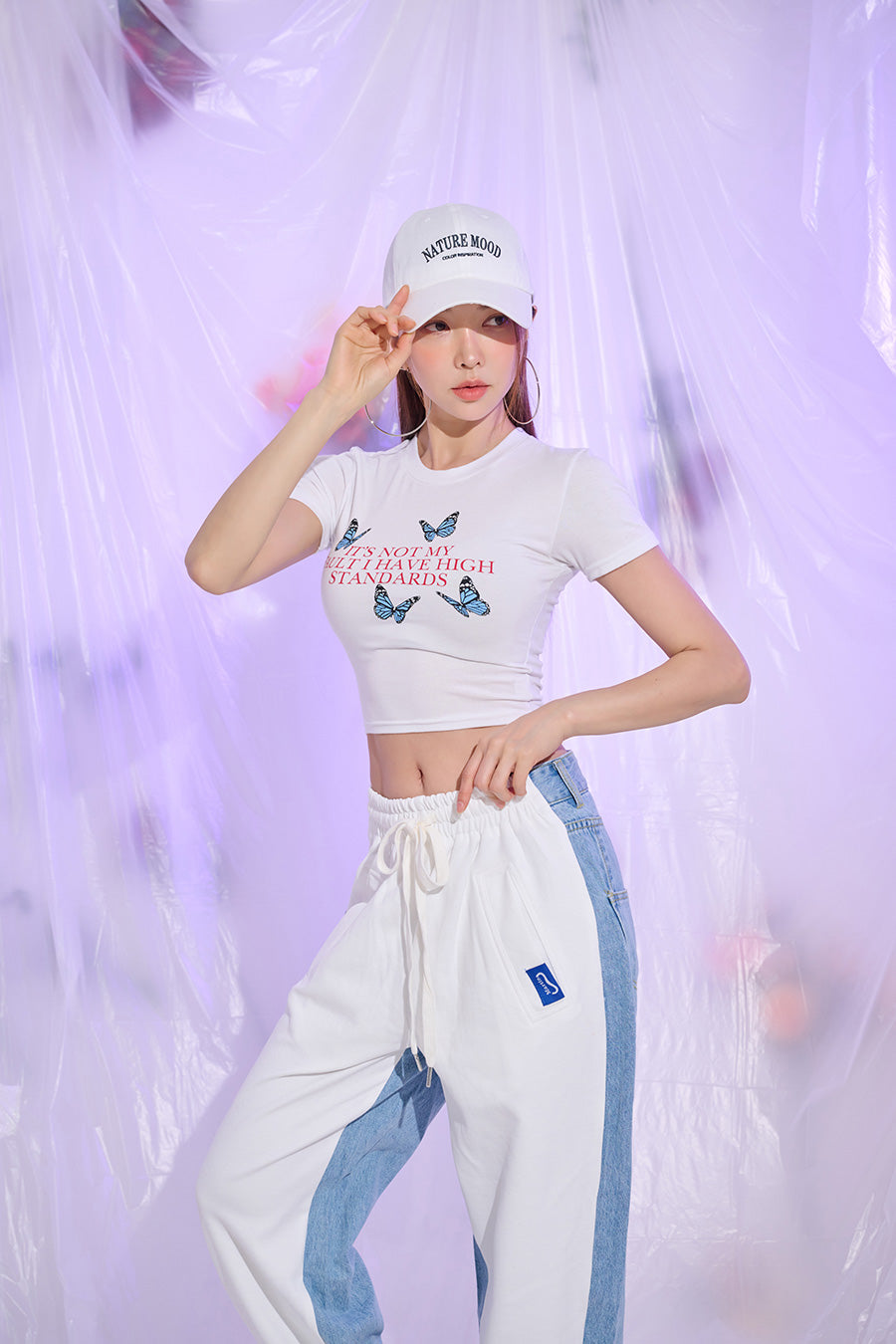 TOP(9278) Fly Lettering Crop Tee