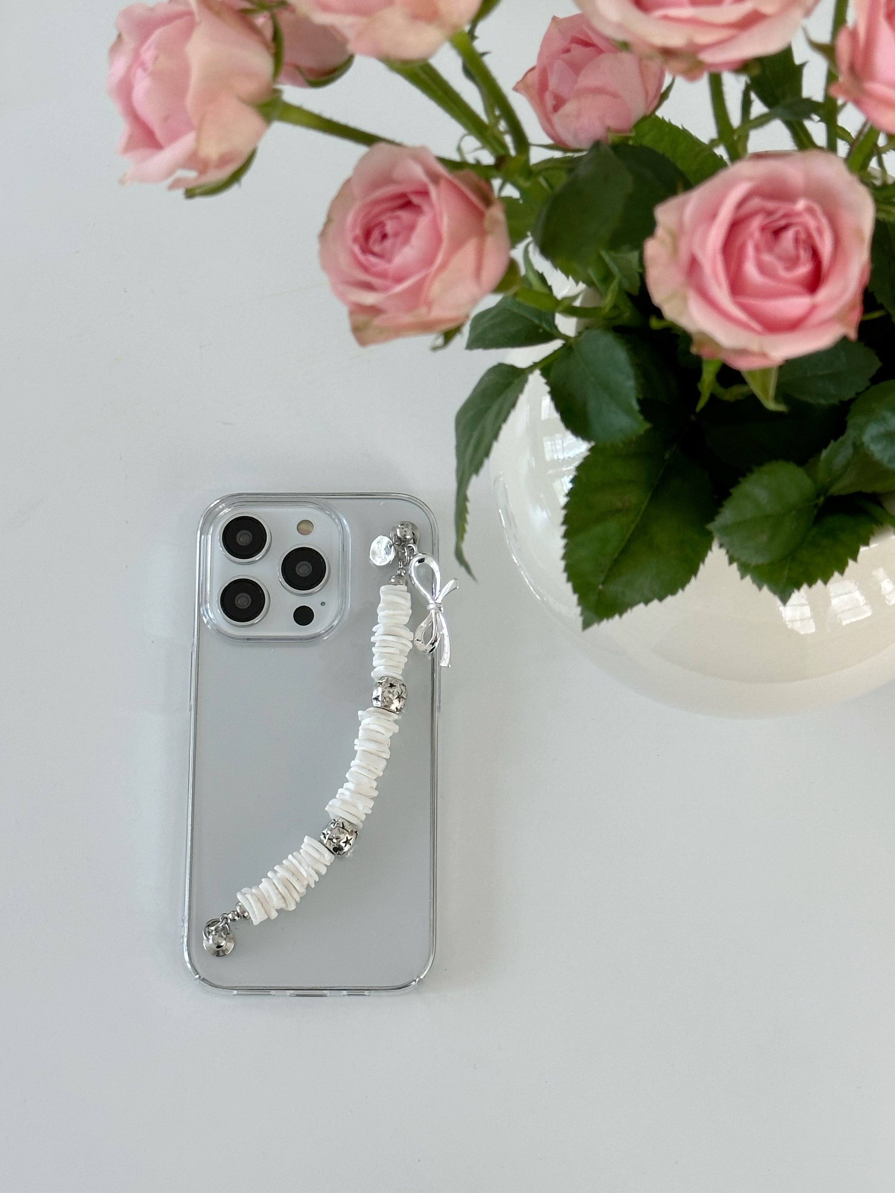 blanc iphone strap case