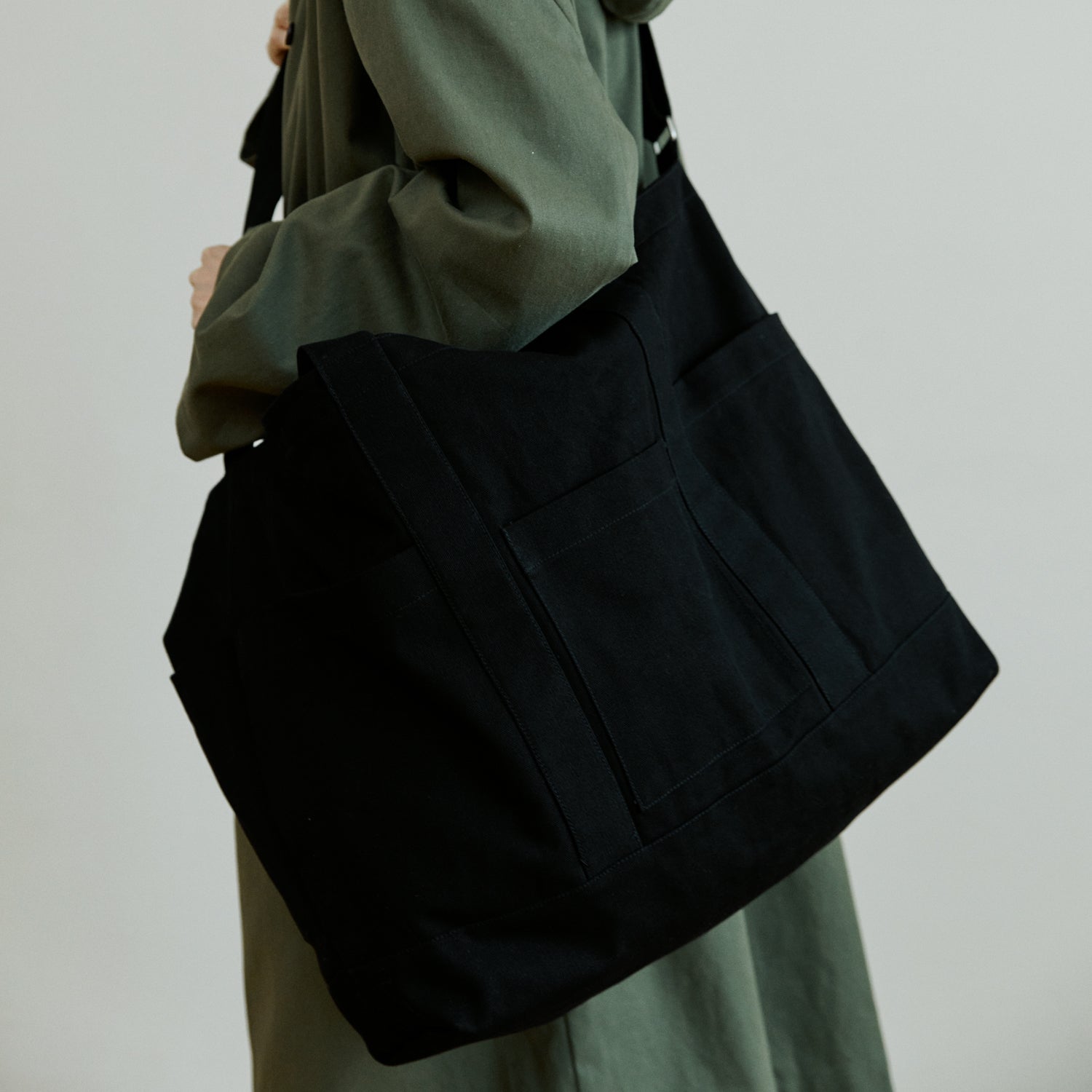 unisex canvas bag black