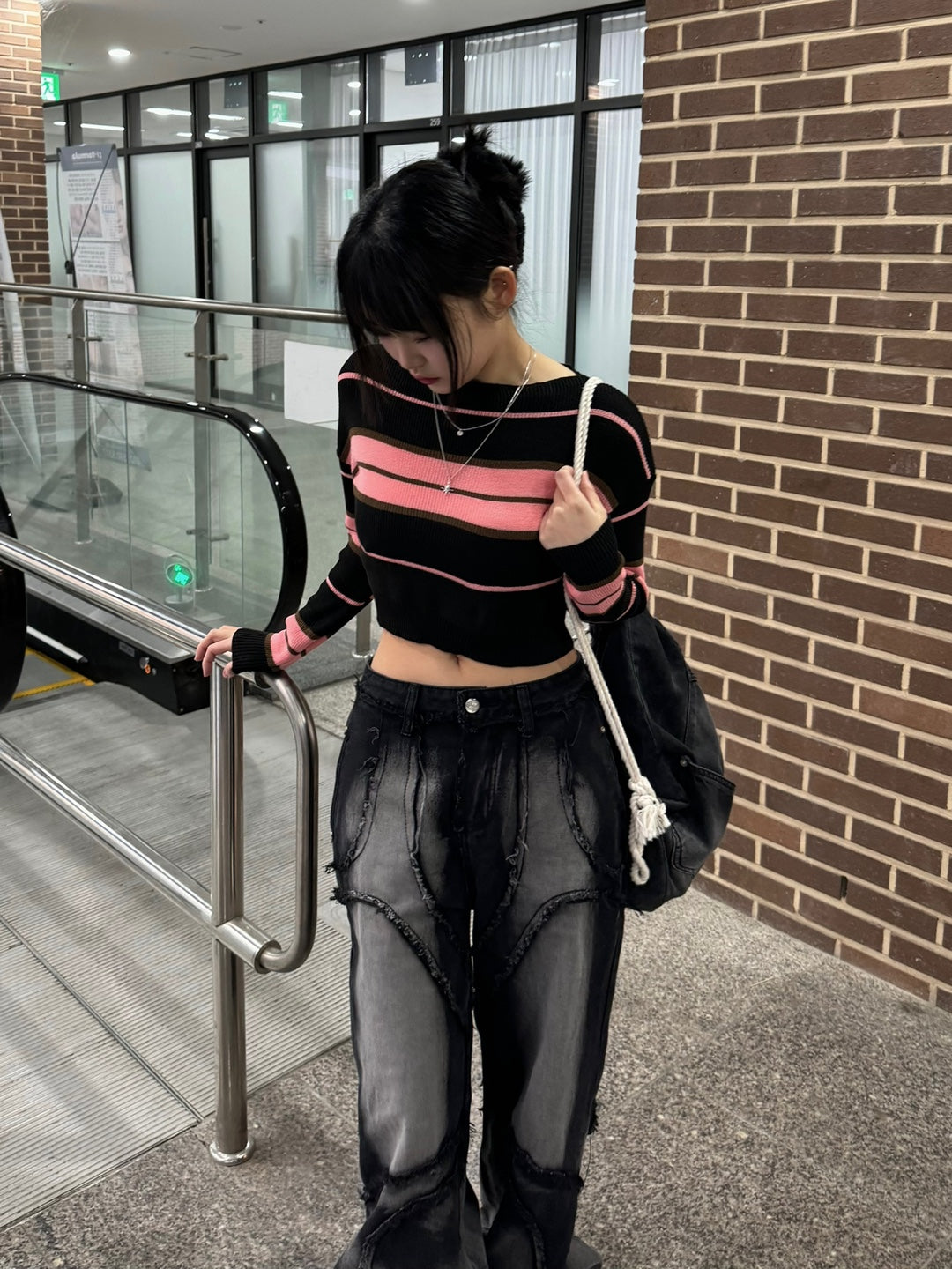 Pink crop knitwear