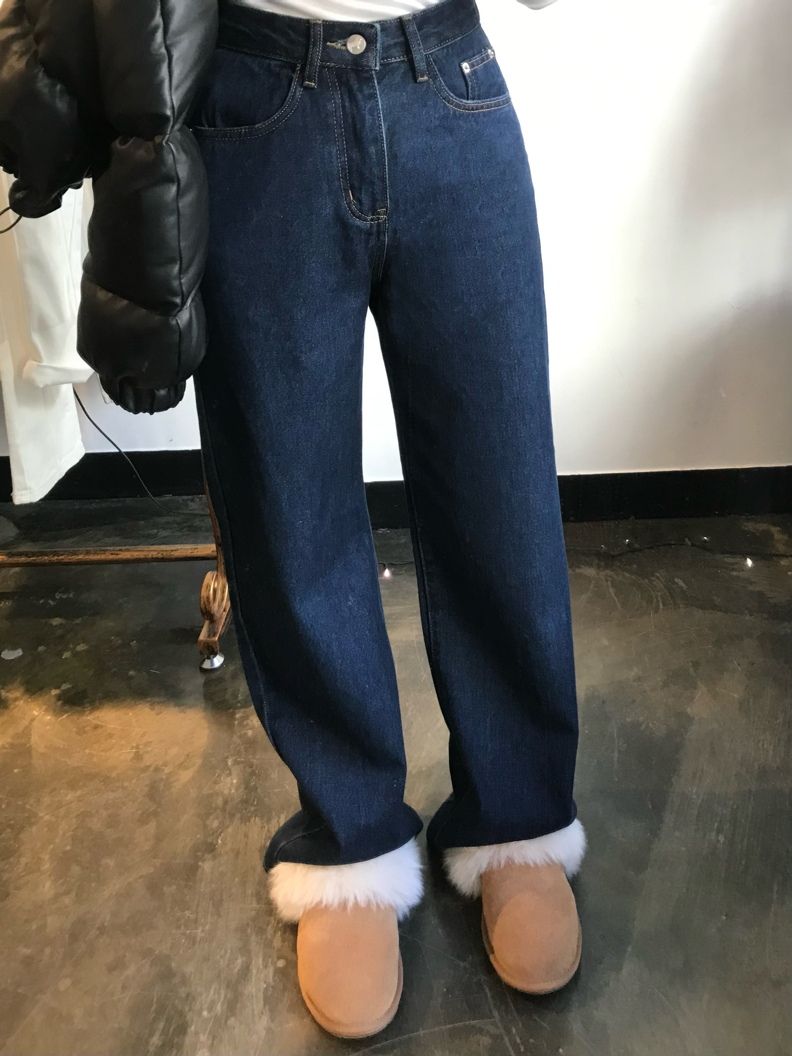 WIDE FIT DARK BLUE DENIM PANTS [17789]