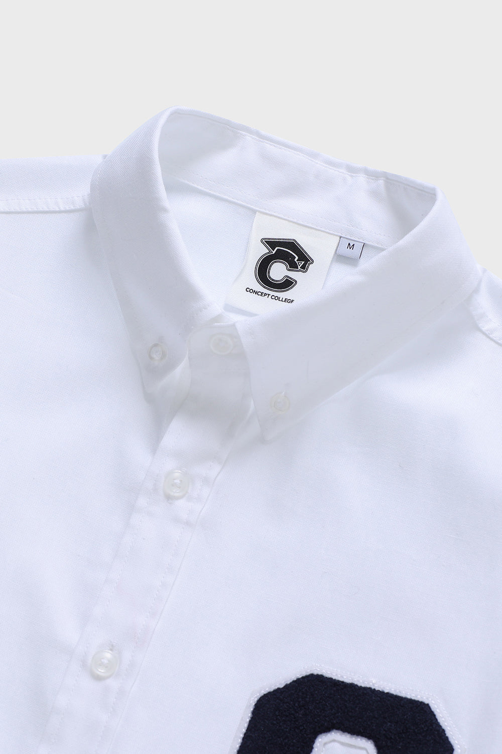 Cワッペン ロングスリーブ オックスフォードシャツ・ホワイト［ユニセックス］ / C Patch Unisex White Oxford Shirt