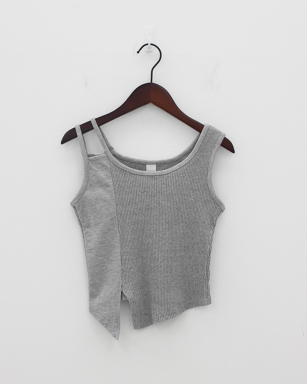 Unbalanced sleeveless (3color)