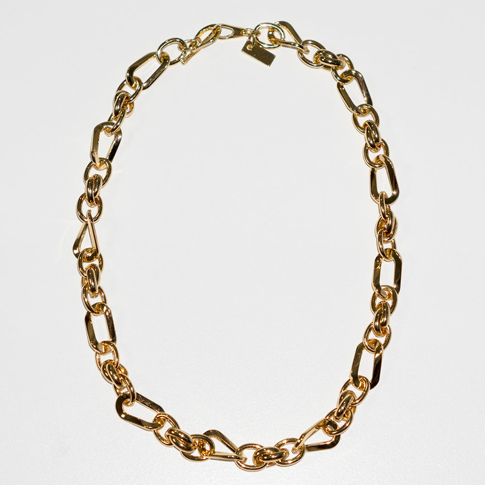 DRAMA GOLD CHAIN NECKLACE