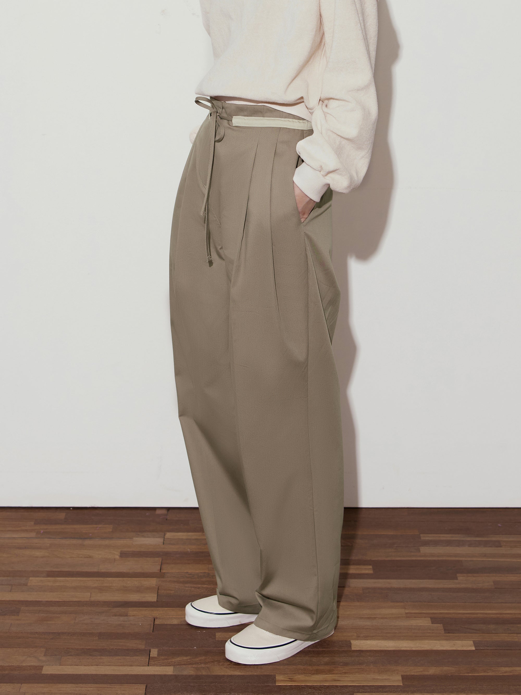 STRING LINE PANTS - BEIGE