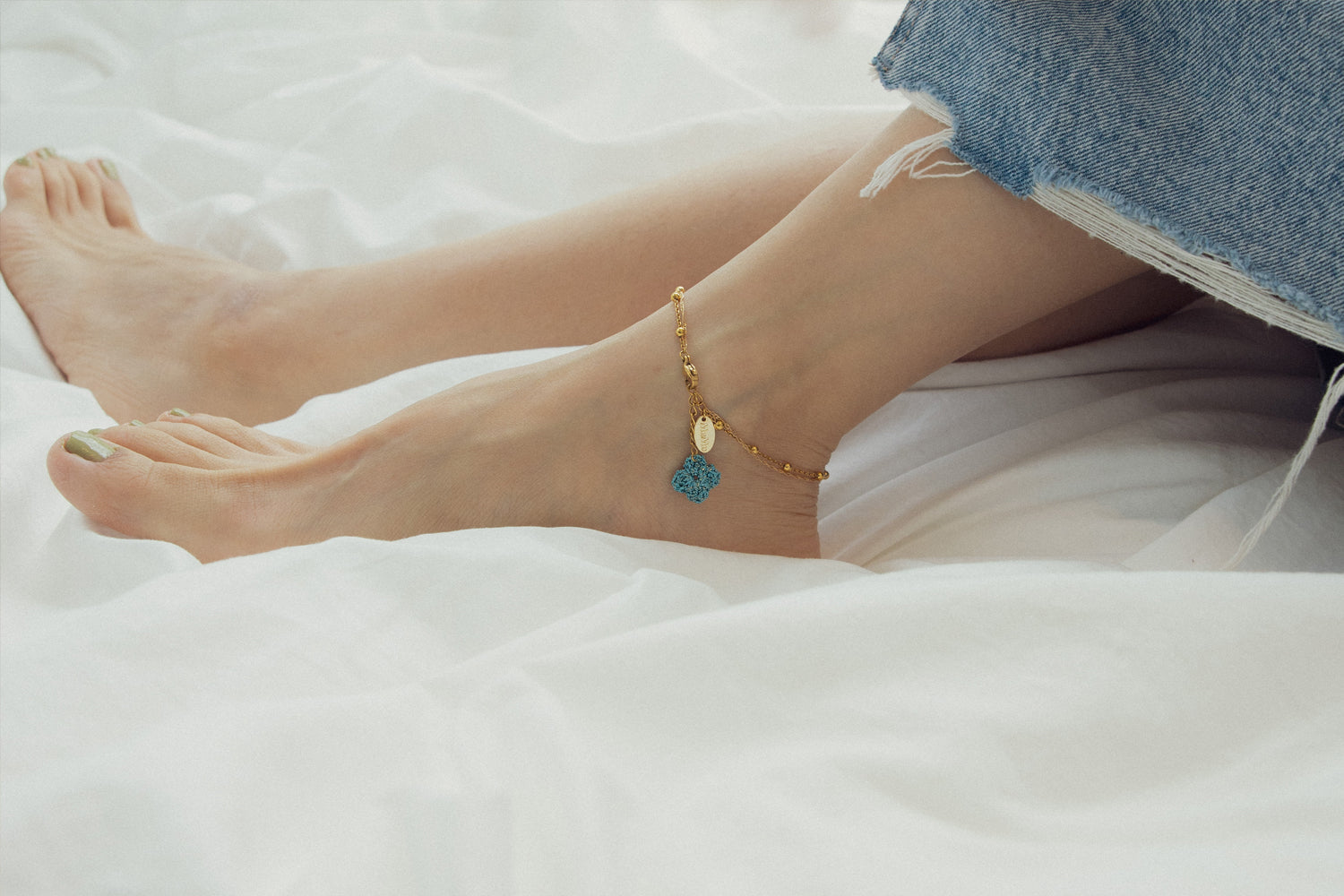 Lucky clover surgical mix chain anklet