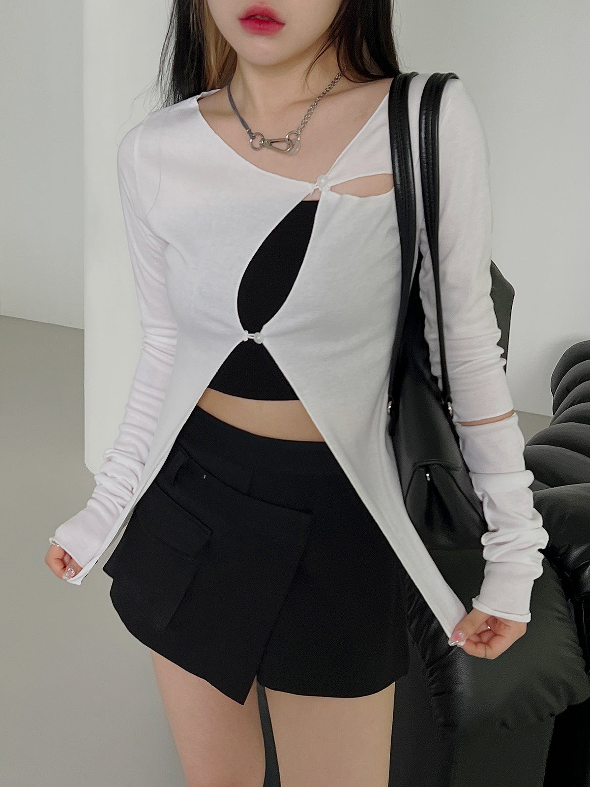 Angle slit T-shirt (2color)