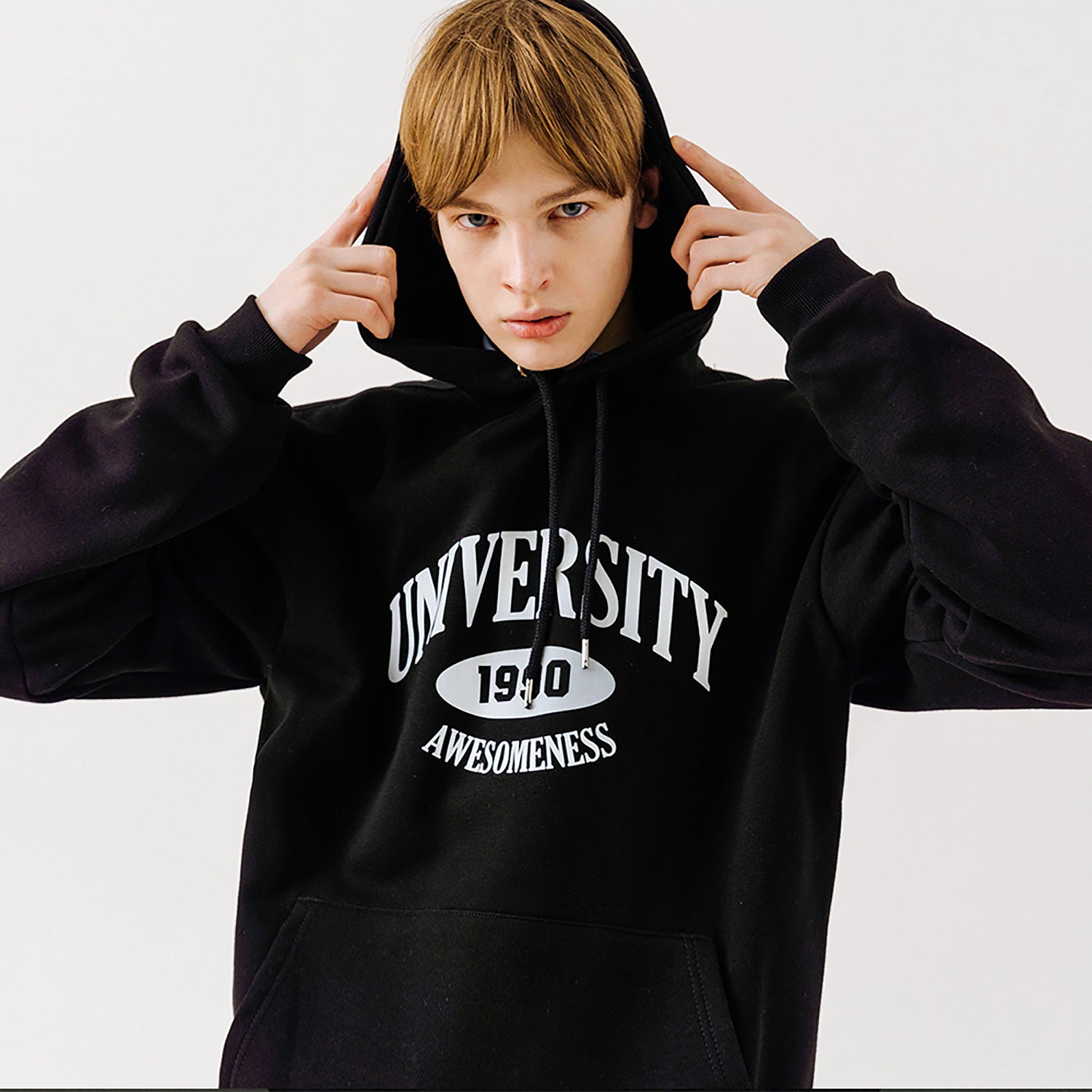 1990UNIVERSITY HOODIE