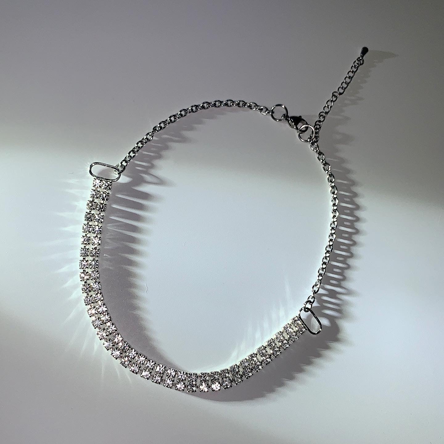 Neck layered shine choker