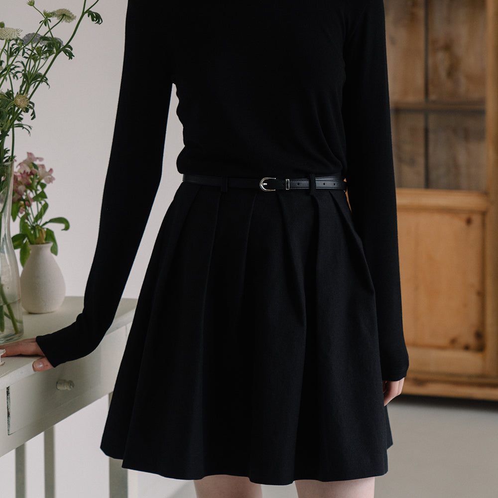 Belt Pleats Skirt - Black