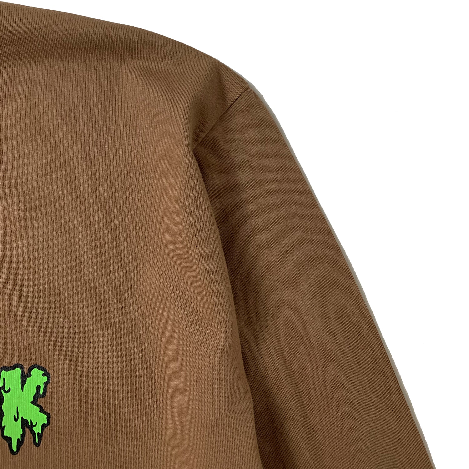 STICKY GHOST LONG SLEEVE T-SHIRT LIGHT BROWN