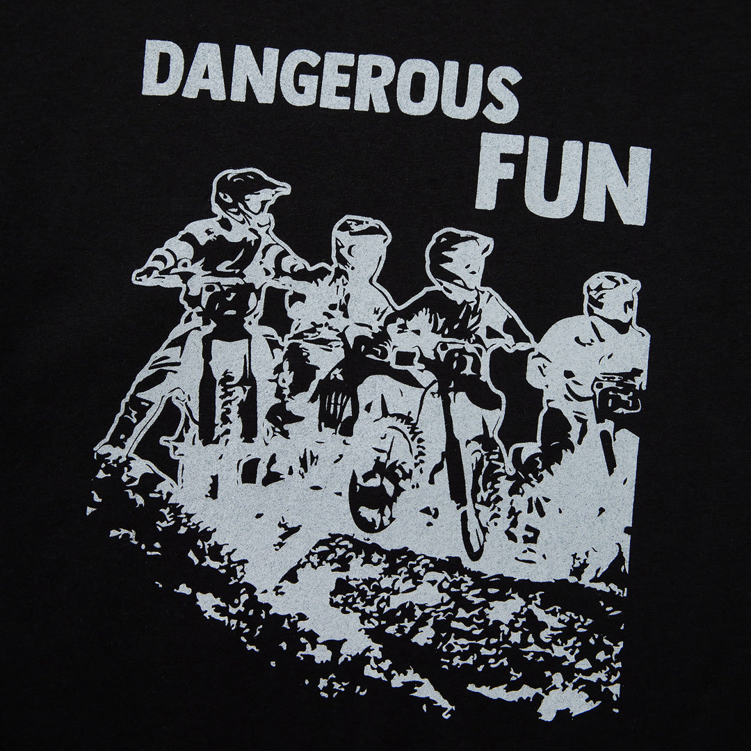 DANGEROUS FUN CROP T-SHIRT (BLACK)