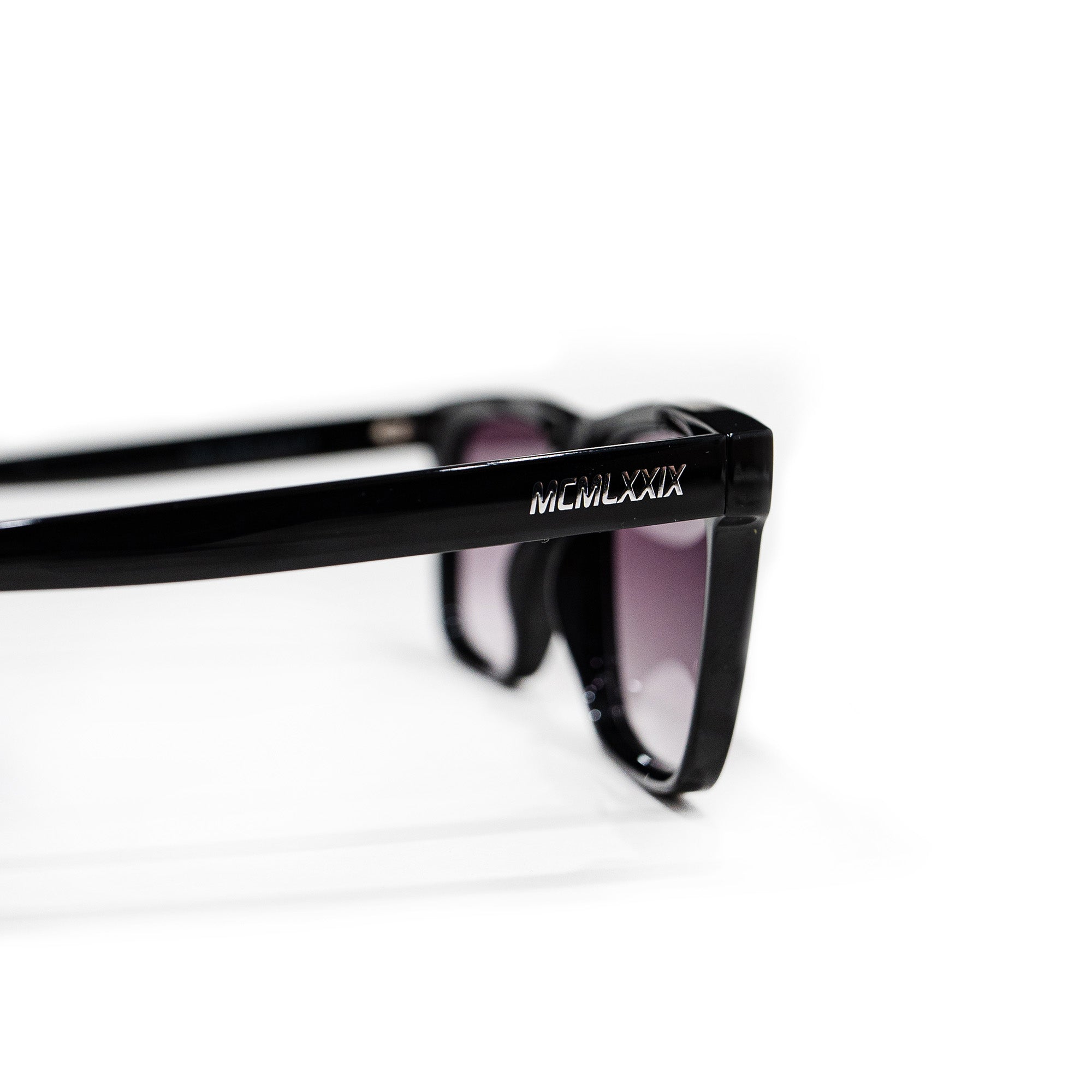 MCMLXXIX SQUARE FRAME SUNGLASSES