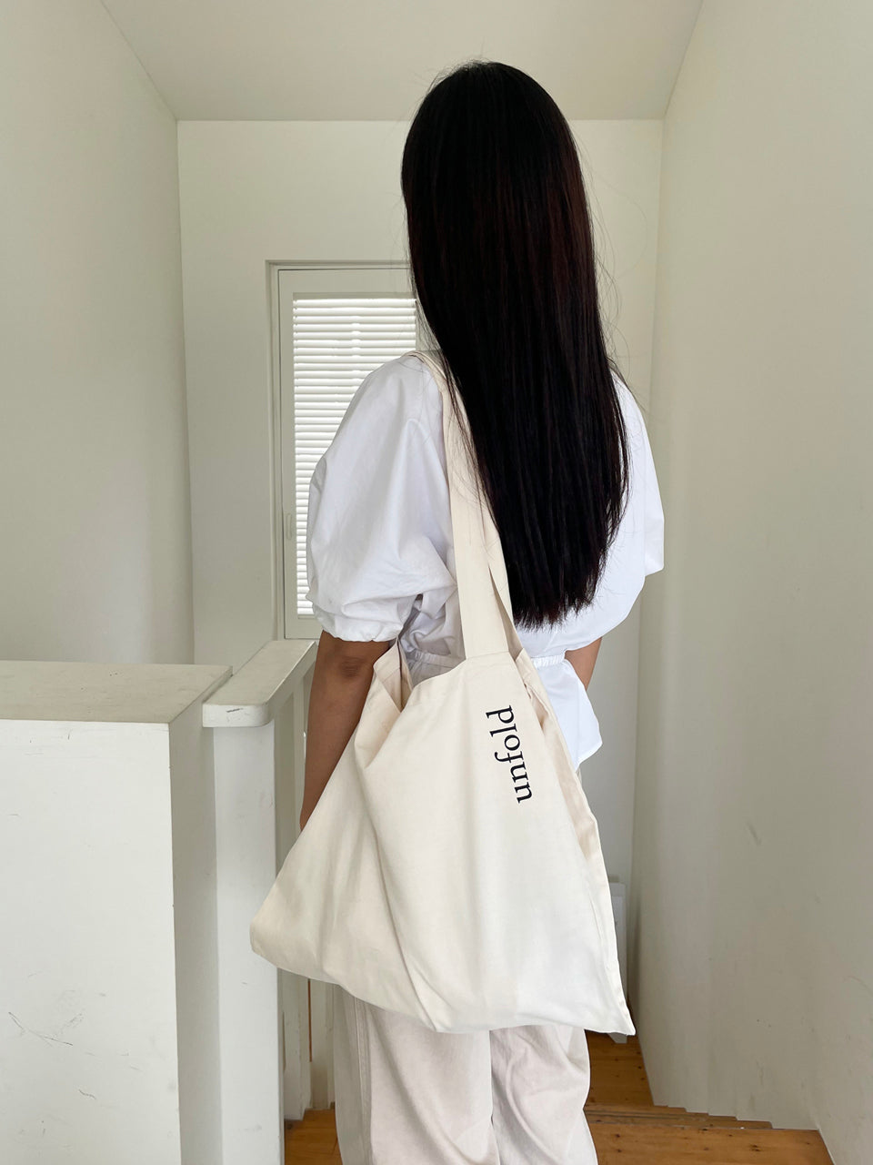 logo bag (Ivory)