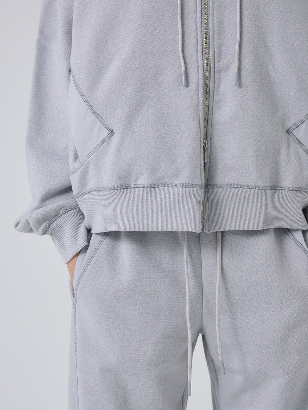 NYLON POCKET HOODED ZIP [GREY]