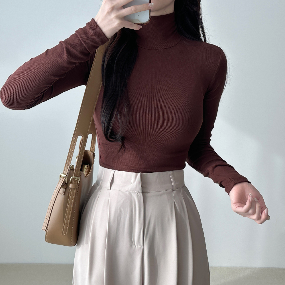 Soft turtleneck Long sleeved