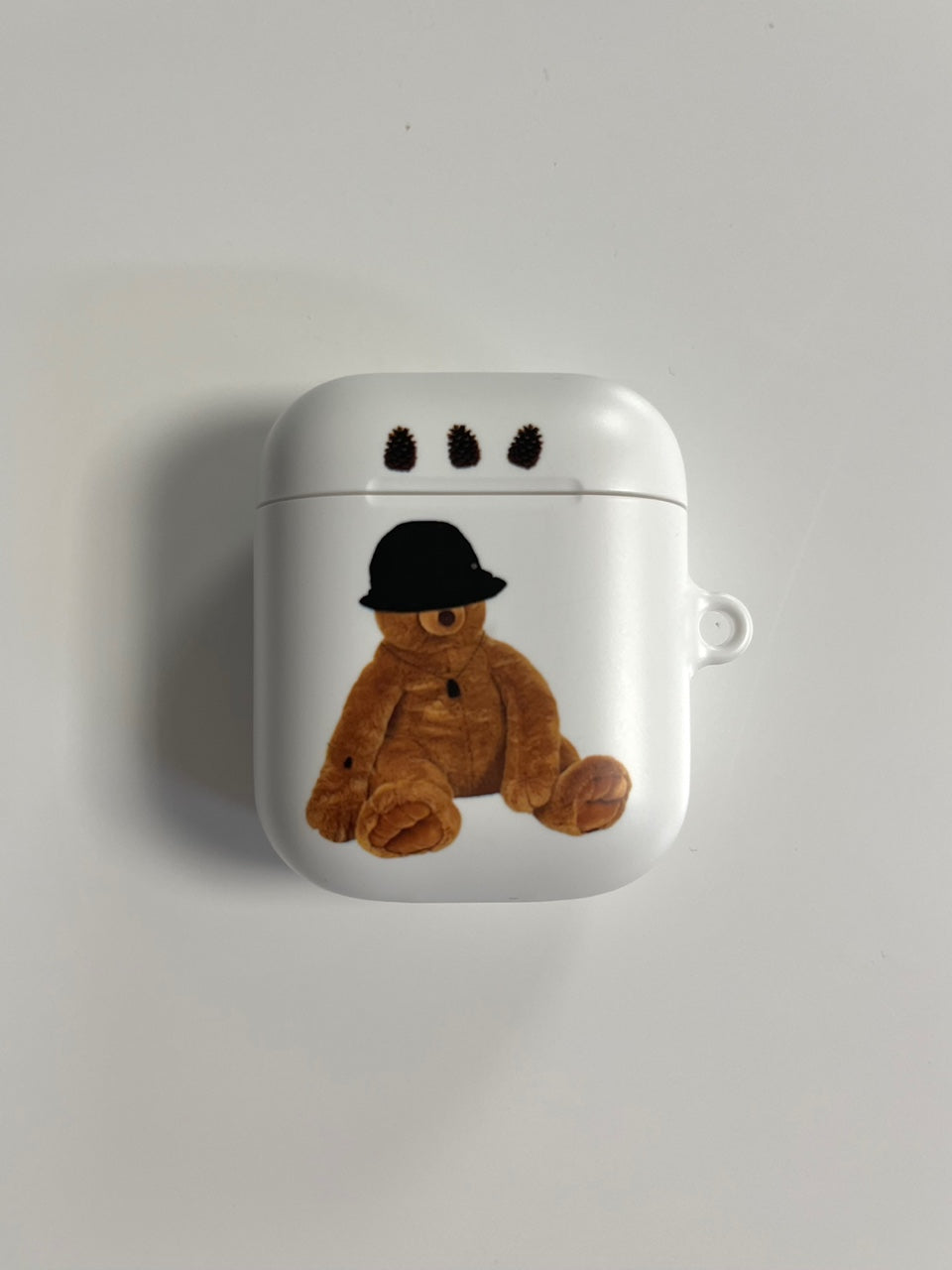 pine cone bear airpods case