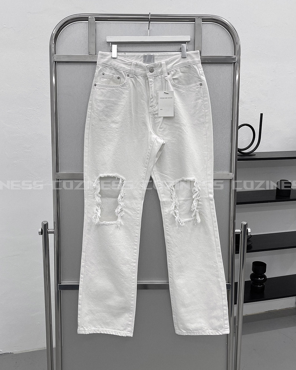 MZ234 Knee Dismiss White Denim Pants