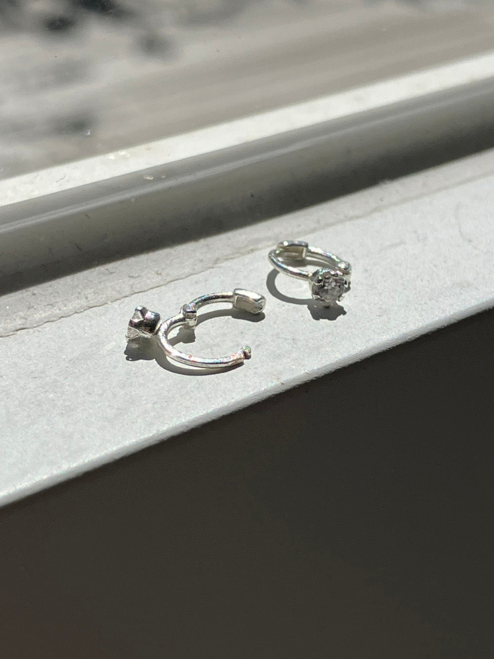 [92.5silver] mini cubic one-touch earrings