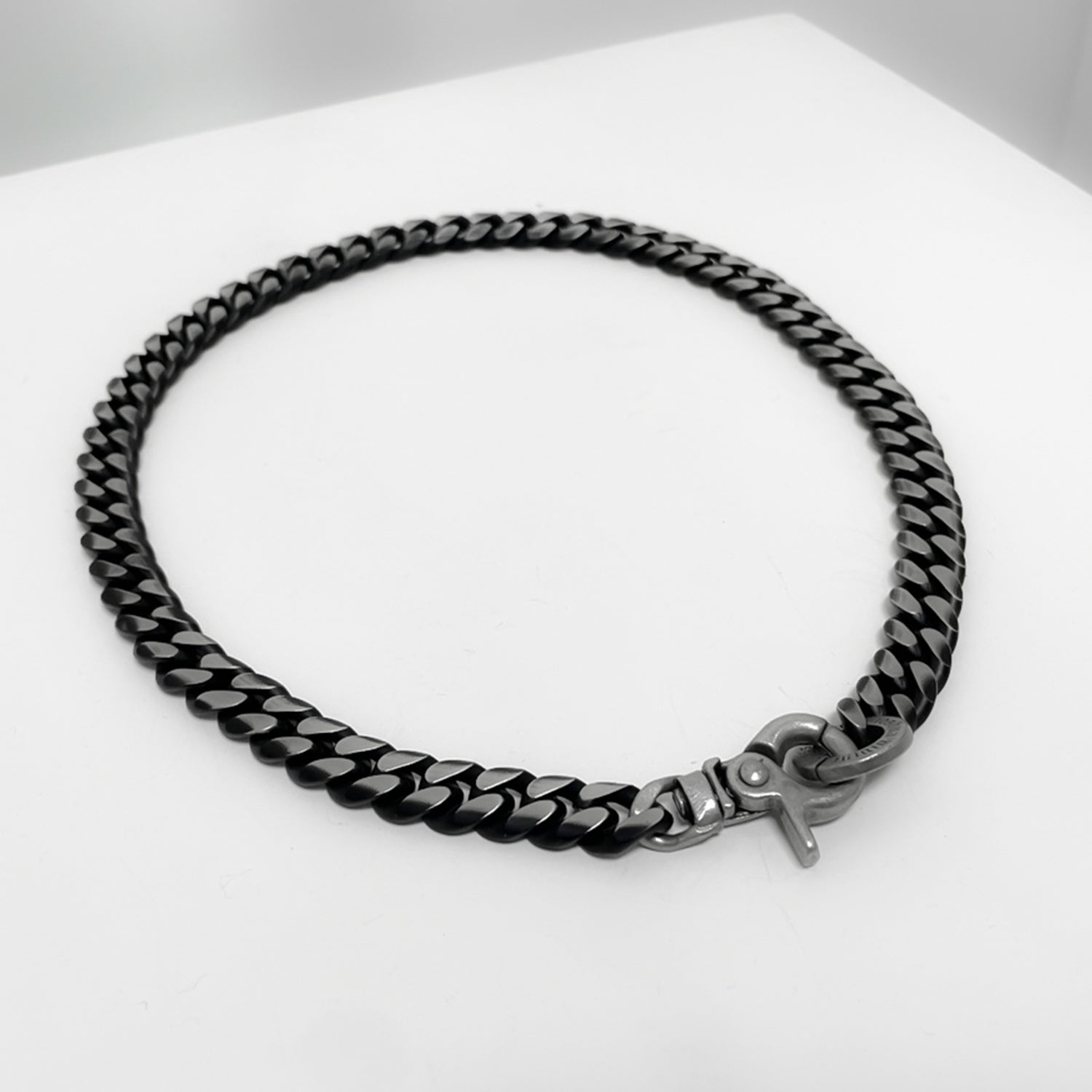 [BLESSEDBULLET]black line CURVE chain necklace_blacksilver_13mm